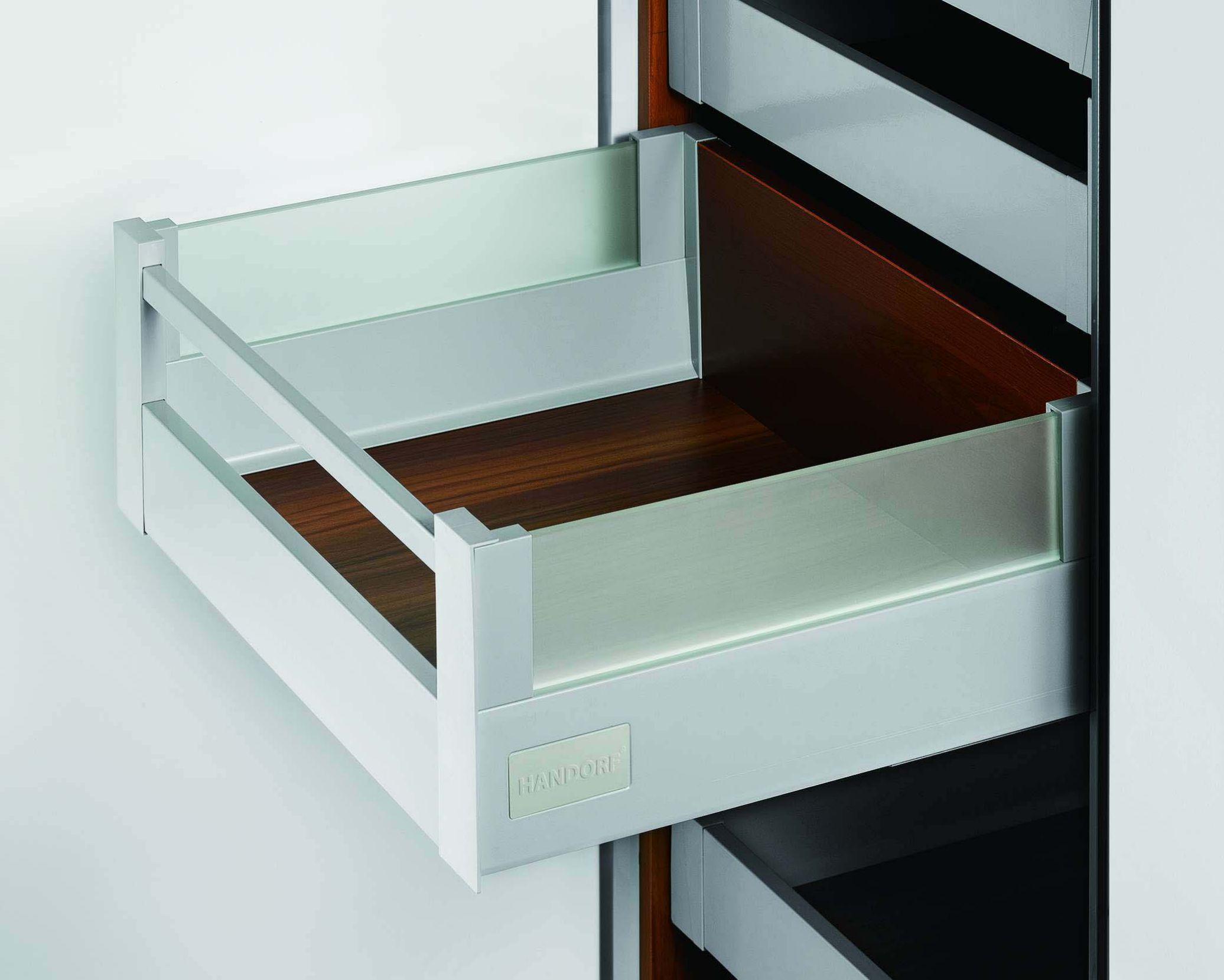 H-Box 18