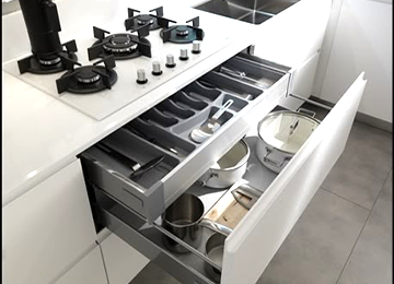 Drawer Runner vs Undermount: Which Works Better?             July 18, 2022 No Comments