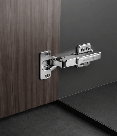 Anthrazit Plated 165° Soft Close                 Smooth, wide-angle opening with controlled soft-close for everyday cabinets.         Learn More