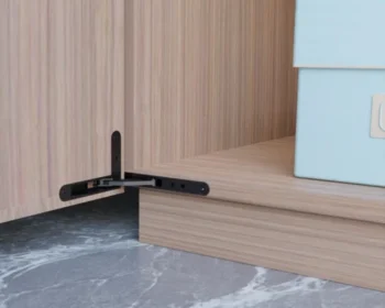 ebco-recessed-hinge-35